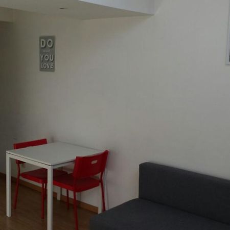 Central Red Apartment Brussels Ngoại thất bức ảnh